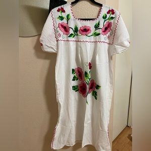Authentic Mexican Dress Size: 1X 2X